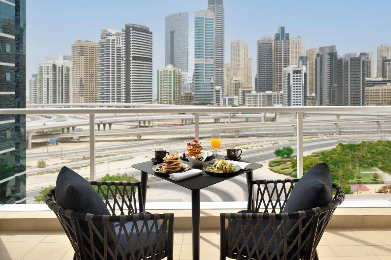 Moevenpick Hotel Jumeirah Lakes Towers Dubai Exterior photo View from the balcony of a typical apartment