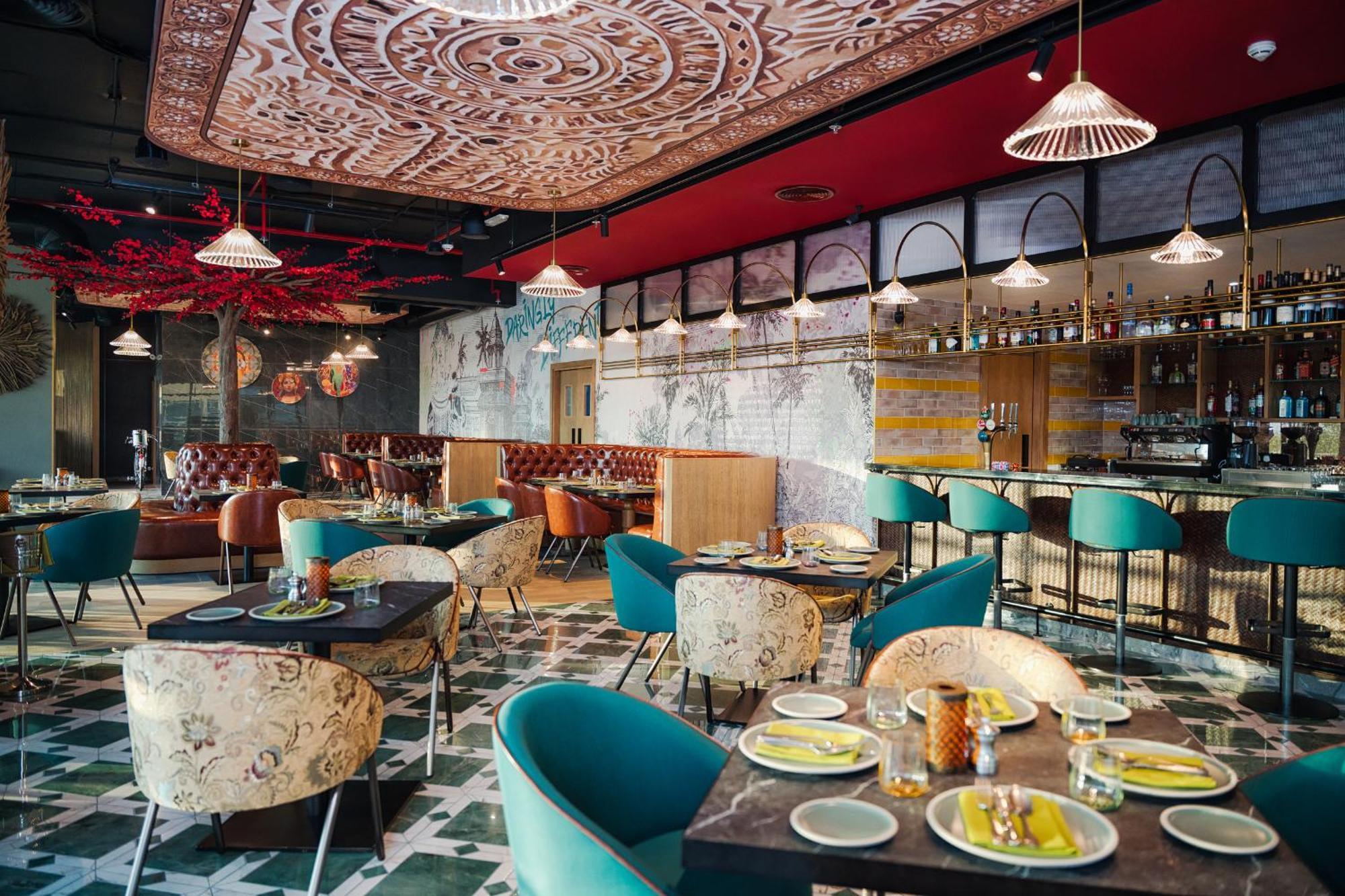Moevenpick Hotel Jumeirah Lakes Towers Dubai Exterior photo Interior of the restaurant